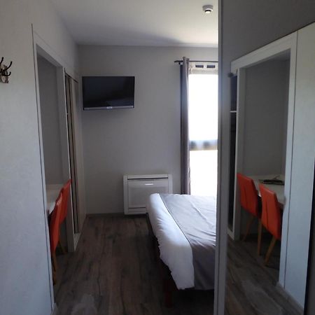Auberge De La Paillere Lavours 외부 사진