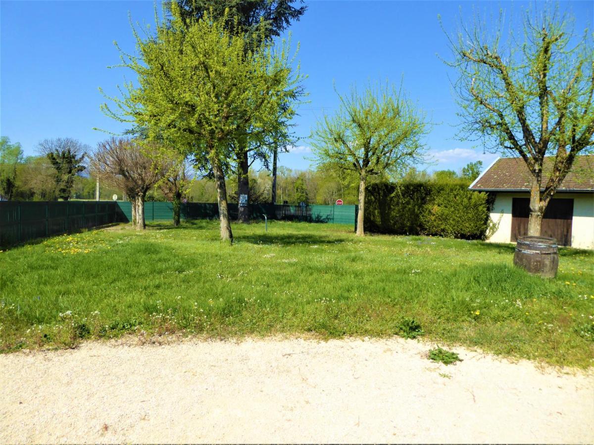 Auberge De La Paillere Lavours 외부 사진