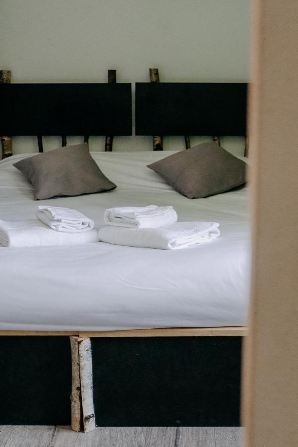 Auberge De La Paillere Lavours 외부 사진