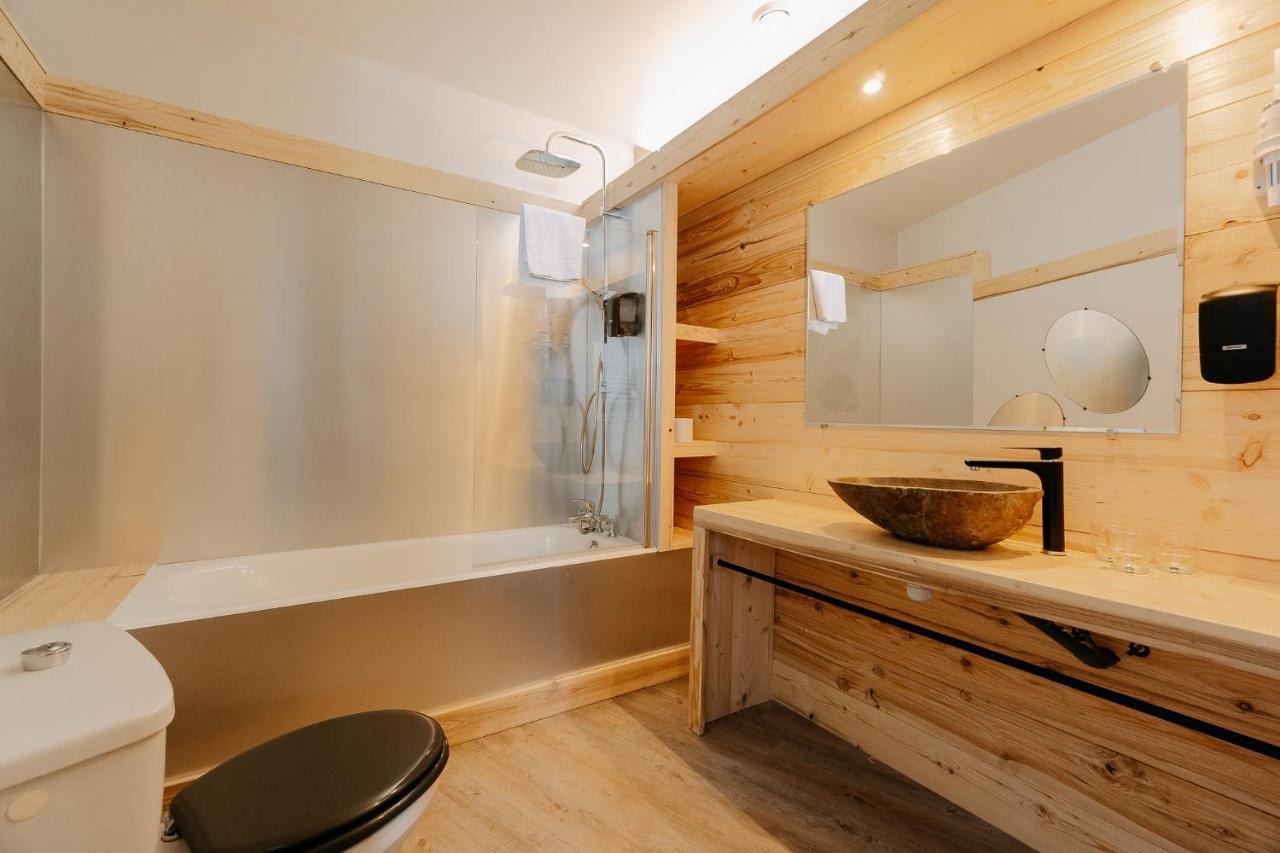 Auberge De La Paillere Lavours 외부 사진